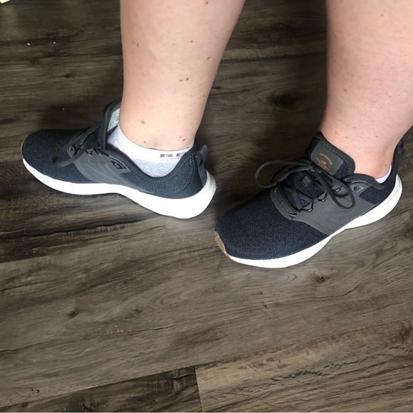 New Balance fresh foam spt women’s shoes - Picture 4 of 5